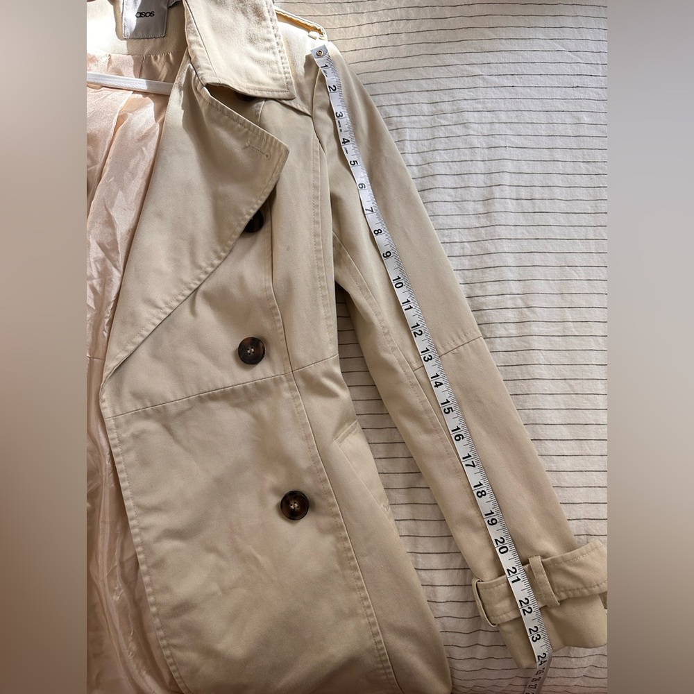 ASOS BEIGE TRENCH COAT SIZE 6